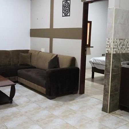 Al Fawanes Hotel Apartments Аман Екстериор снимка