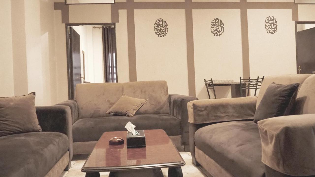 Al Fawanes Hotel Apartments Аман Екстериор снимка